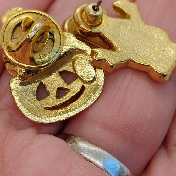 Vtg Lot of 2 Enamel Halloween Ghost & Pumpkin Pins - Picture 6 of 7